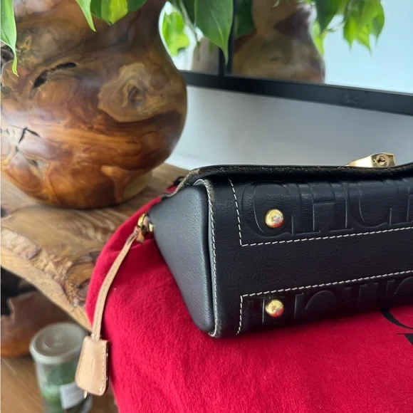 Carolina Herrera / ANDY LOCKED CROSSBODY I MEDIUM
HOULDER BAG - Picture 3 of 15